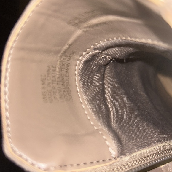 Size 8 taupe heel boot - Picture 5 of 6